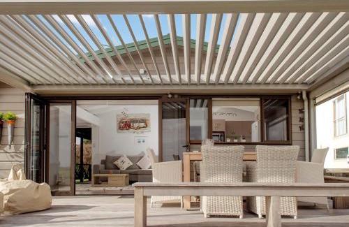 Kuaotunu House | Beachside Beauty - Kuaotunu Holiday Home