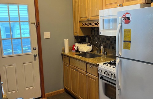 North End Condo | Beachside Condo-Feet To The Beach