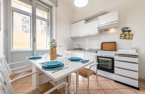 Poetto Apartment | Beachside Poetto Getaway