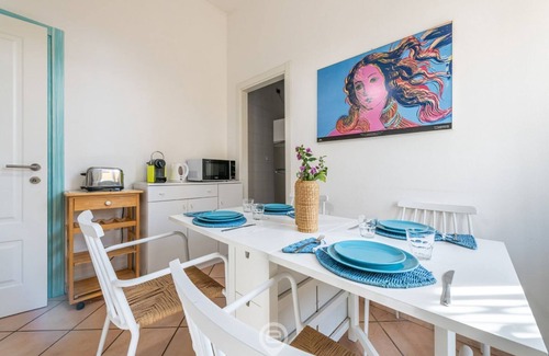 Poetto Apartment | Beachside Poetto Getaway