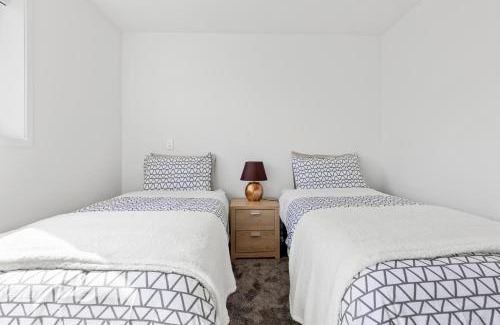 New Brighton Apartment | Beachside Townhouse