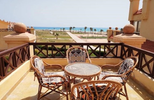 Sidi Abd El-Rahman Apartment | Beachview Apartment in Lazorde