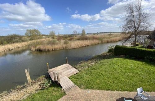Makkum House | Beachvilla Ijsselmeerblik