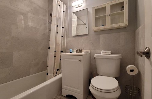 East Ocean Ave Apartment | BEACHWAY INN
