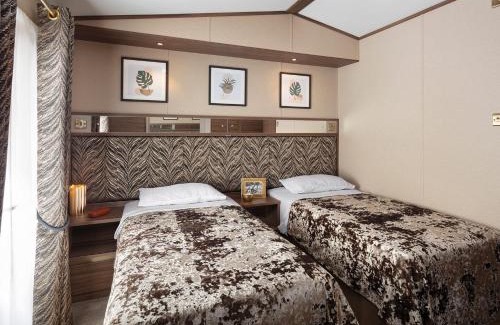 Camber Resort | Beachwood 21