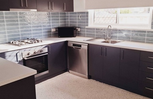 Rockingham Apartment | Beachy Apartment Near Penguin Island & Safety Bay