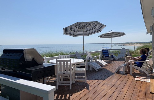 Sandwich House | Beachy Keen - Beachfront on Town Neck Sandy Beach