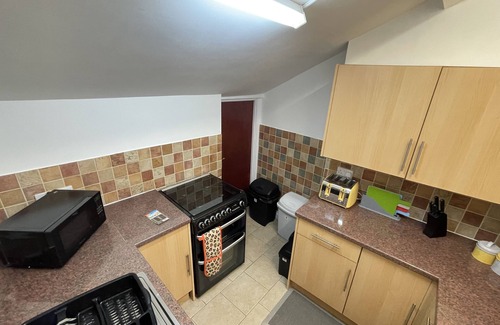 Swindon House | Beanie’s @LorneStreet