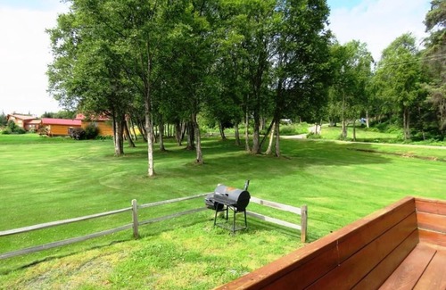 Kachemak House | Bear Canyon Cottages - Garden House