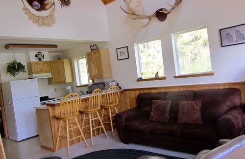 Cordova House | Bear Country Lodge #1