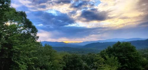 Whittier House | Bear Cove Cabin