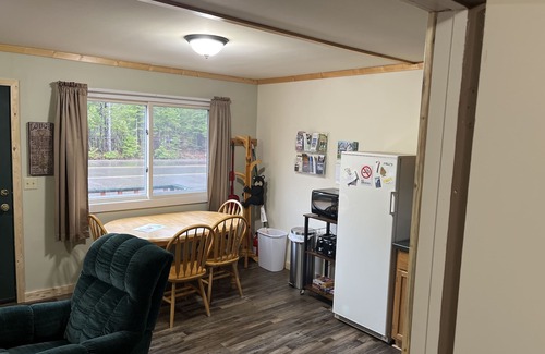 Copper Harbor Cabin | Bear Den Cabin a quaint non smoking cabin Single Bedroom- Sleeps 4 Comfortably