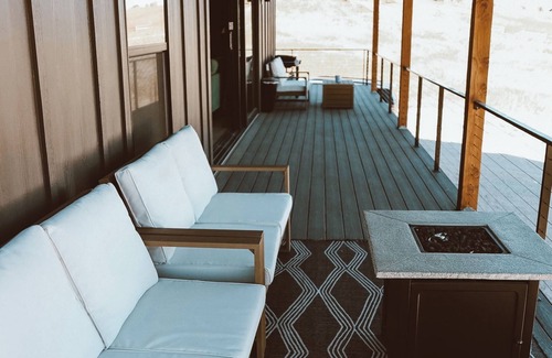 Sweetwater Cabin | Bear Lake Family Retreat with Game Room & Fire Pit, Ideal Beach Access w/Hot Tub
