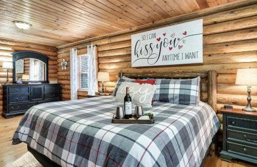 Pigeon Forge House | Bear Nakid