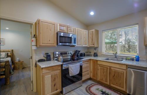 Mariposa House | Bear Paw Cabin new construction near Yosemite
