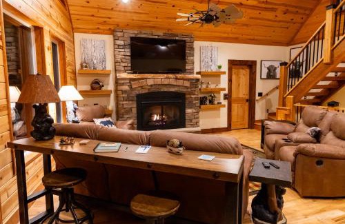 Boomer House | Bear Paw Lodge - North Carolina
