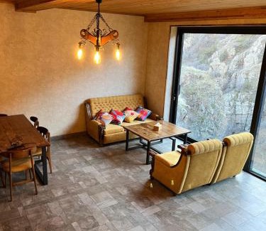 Yeghegis Apartment | Bear's Dan Inn