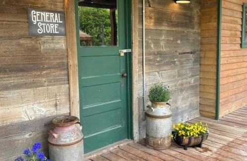 Heise Apartment | Bear's Den At Mountain River Ranch