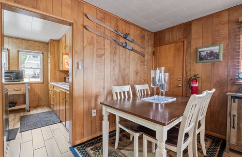 Fox Farm House | Bear Slope View - Close to Slopes, Pet Friendly, Fenced Yard, Hot Tub