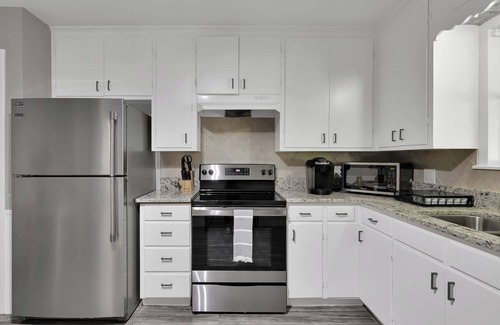 Huntsville House | Bearkat Cove, Huntsville Getaway, Private Backyard