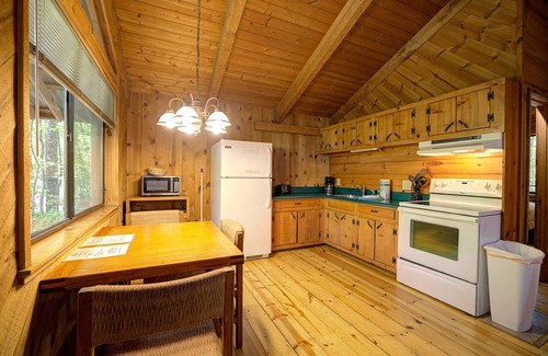 Sautee Nacoochee Cabin | Bears Rest - Authentic Mountain Experience