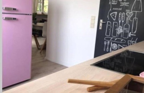 Neustadt-Haardt Apartment | Beautiful apartment with a view of the vineyards
