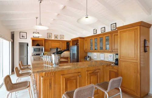 Les Terres Basses Villa | Beaulieu in Terres Basses by Personal Villas - Luxurious Villa on a Hill