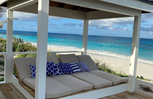 Farmer's Hill House | BeauSoleil Beach House, Luxury Private Ocean Front with Infinity Pool/Hot Tub