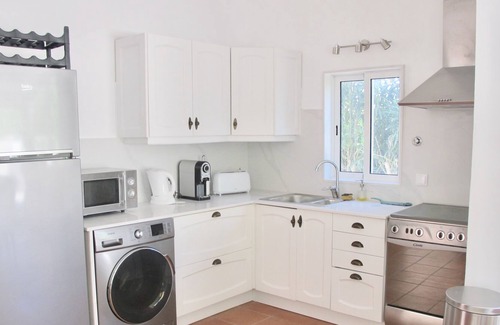 Albufeira Cottage | Beautiful, newly renovated, romantic cottage walking distance to golden beaches