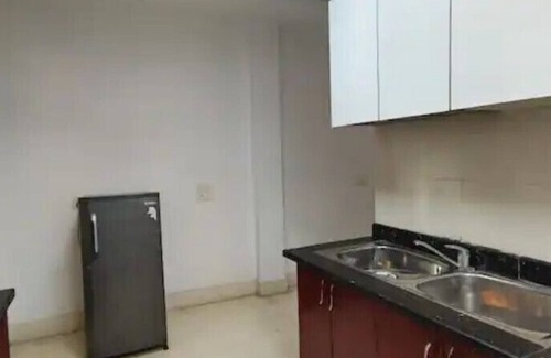 Lajpat Nagar Apartment | Beauteous 2 BHK Apartment with Lift!