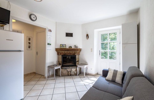 Saint-Genest-de-Bauzon House | Beautiful private villa for 5 people with private pool, WIFI, TV and parking