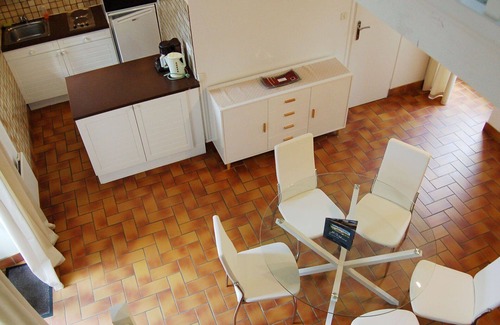 Saint-Jouan-des-Guerets Apartment | Beautiful apartment for 5 guests with pool, WIFI, TV, terrace and parking