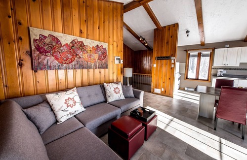 Sainte-Agathe-des-Monts Ski Chalet | Beautiful cottage for 4 people