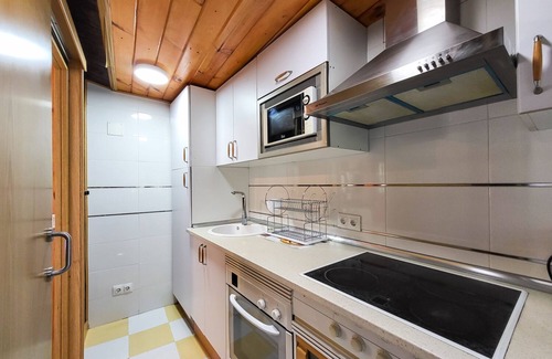 Villanueva de la Canada Apartment | BEAUTIFUL FULLY EQUIPPED BUNGALOW APARTMENT