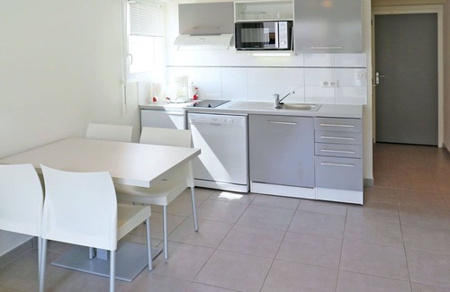 Vieux-Boucau-les-Bains Apartment | Beautiful apartment for 4 guests with WIFI, TV, terrace and parking