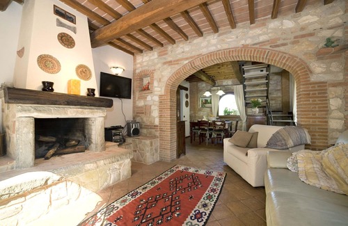 Montopoli in Val d'Arno Villa | Beautiful private villa for 5 people with private pool, A/C, WIFI, TV, patio and panoramic view