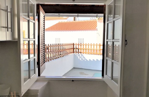 Vila Nova da Barquinha Apartment | Beautiful rustic house in the center of a Portuguese historical village