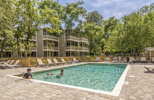 Briarcliffe Acres Condo | Beautiful 1 Bedroom in Ocean Creek