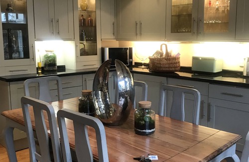 Marlborough House | Beautiful 17th Century Coach House
