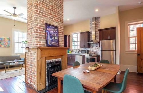 Seventh Ward House | Beautiful 1bed House walk to French Q and Bourbon St