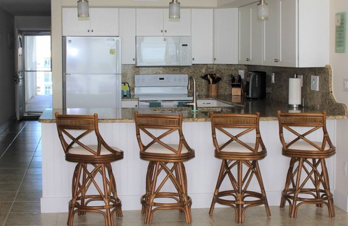 New Smyrna Beach Condo | Beautiful 2/2 DIRECT OCEANFRONT Condo w/OCEANFRONT Heated Pool on NoDrive Beach