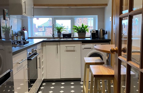 North Berwick Apartment | Beautiful 2 bedroom, 1st floor apartment in North Berwick