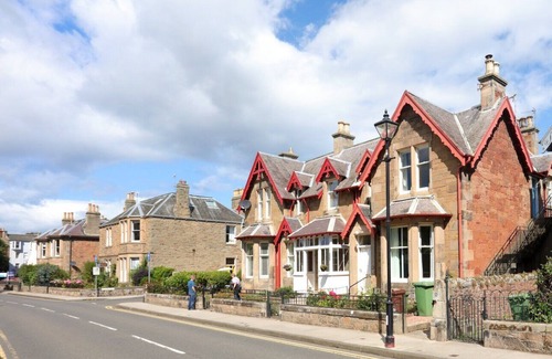 North Berwick Apartment | Beautiful 2 bedroom, 1st floor apartment in North Berwick