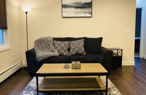 Bayshore - Klatt Apartment | Beautiful 2 bedroom apartment with private garage
