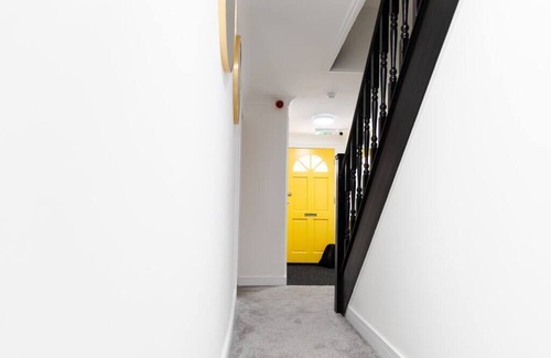 Cathays Apartment | Beautiful 2 Bedroom Apartment Near City Centre