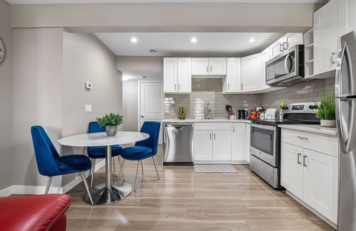 Sage Hill House | Beautiful 2-bedroom suite. Ventilation is amazing! You will love it!