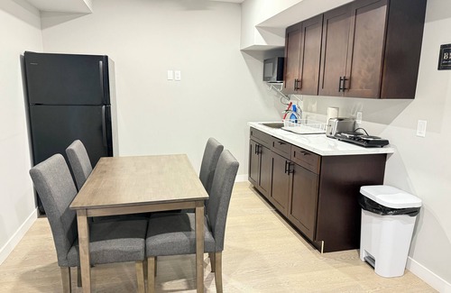 Airdrie House | Beautiful 2 Bedrooms basement suite