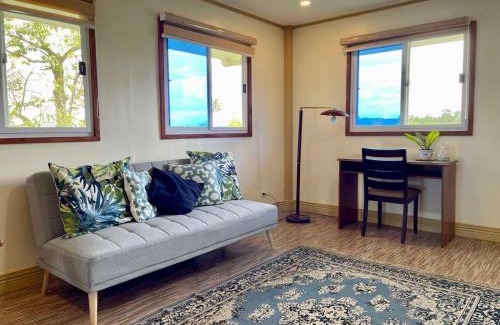 Ormoc House | Beautiful 2BD Farmhouse for 6-8pax