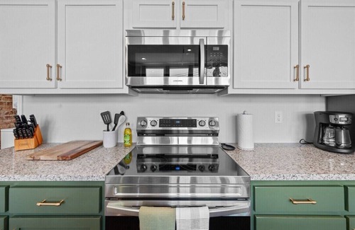 Chattanooga Apartment | Beautiful 2BR on Main St
