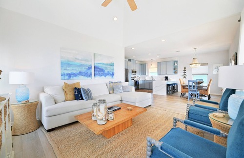 Terramar Beach House | Beautiful 3/2 with incredible beach views and awesome beach bar!